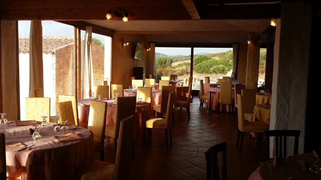 Hotel Ristorante La Tana Di Li Mazzoni Trinita d'Agultu e Vignola Phòng bức ảnh